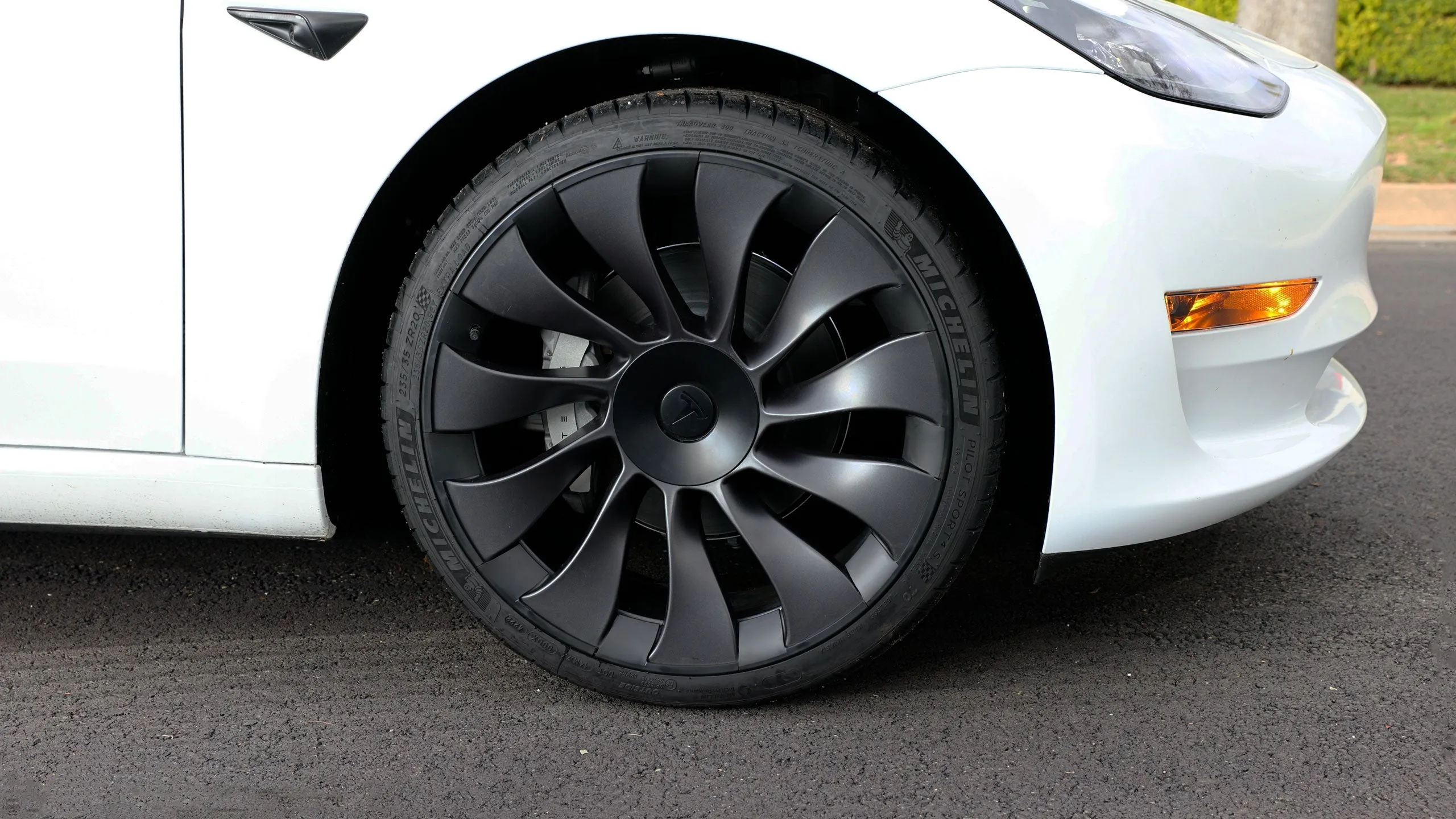 MagBak RimCase for Tesla Model 3 & Y (4 Pack)