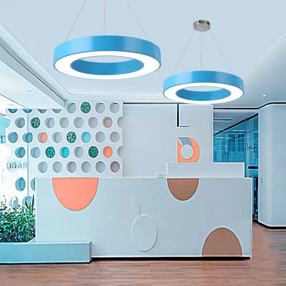Modern O-Shaped Acrylic Pendant Light for Kids' Bedrooms - Adjustable 31.5" Cord