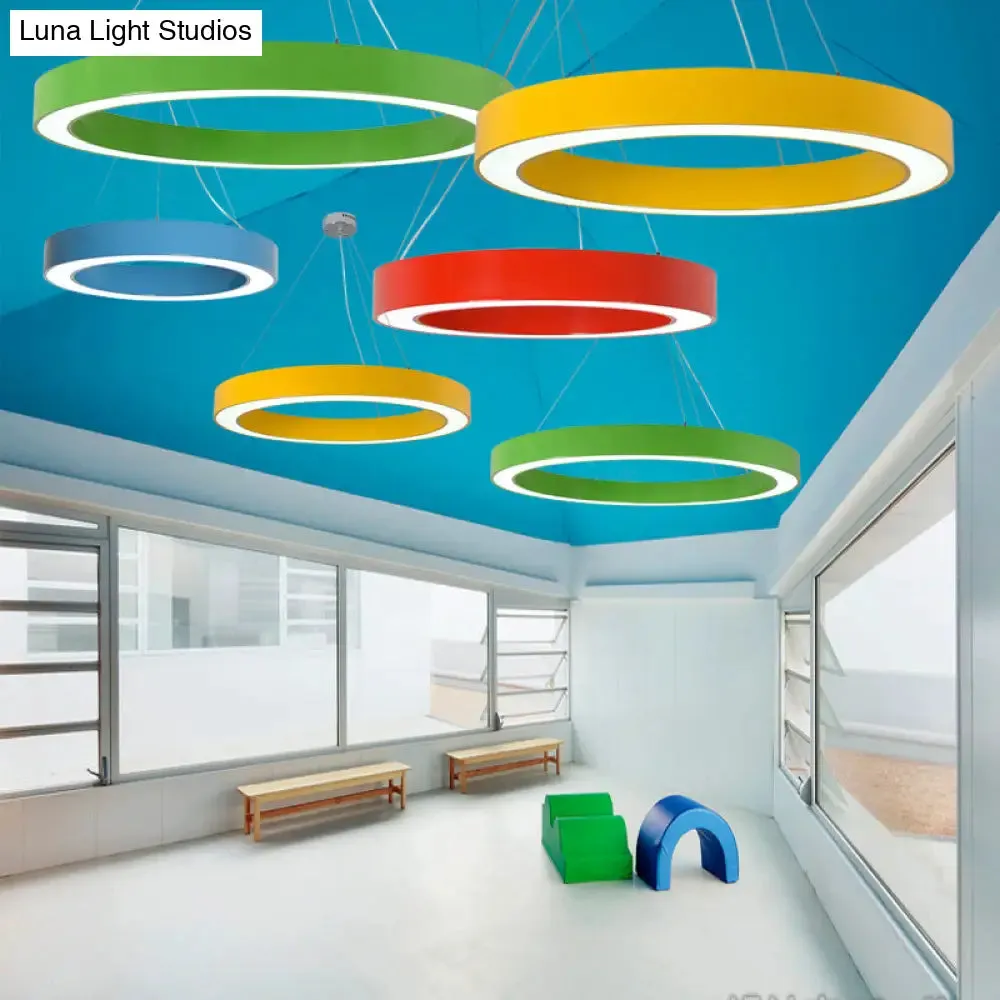 Modern O-Shaped Acrylic Pendant Light for Kids' Bedrooms - Adjustable 31.5" Cord