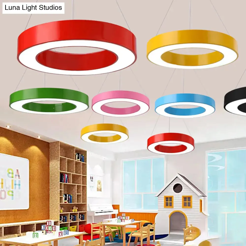 Modern O-Shaped Acrylic Pendant Light for Kids' Bedrooms - Adjustable 31.5" Cord